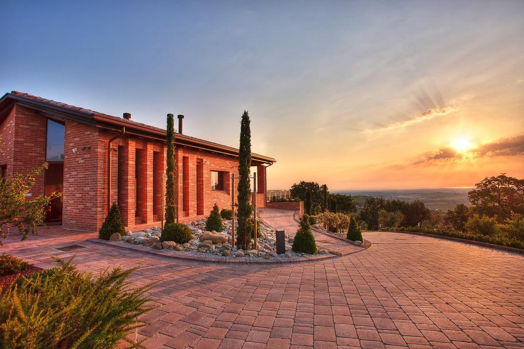 Le Orchidee Villa Roncofreddo