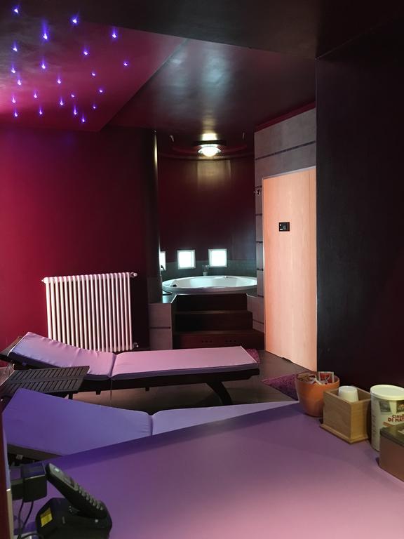 Le Orchidee Villa Roncofreddo